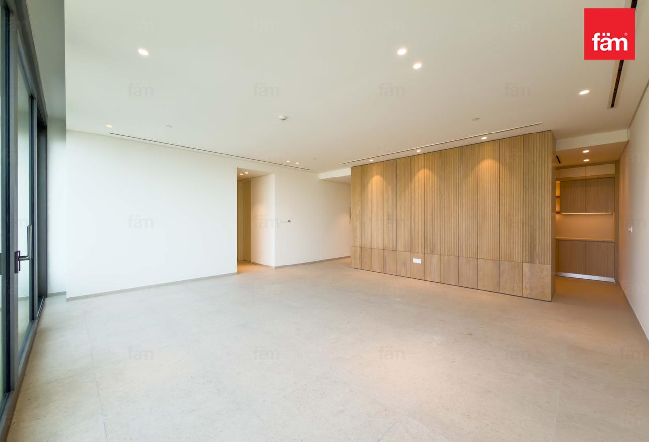 2br+M | Ultra Luxury Location | Burj Views photo 4