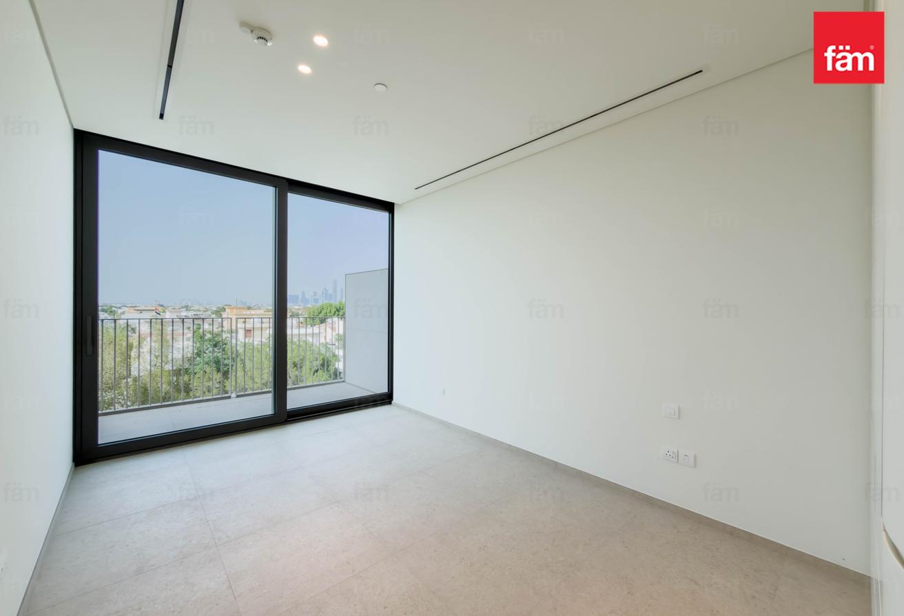 2br+M | Ultra Luxury Location | Burj Views photo 17