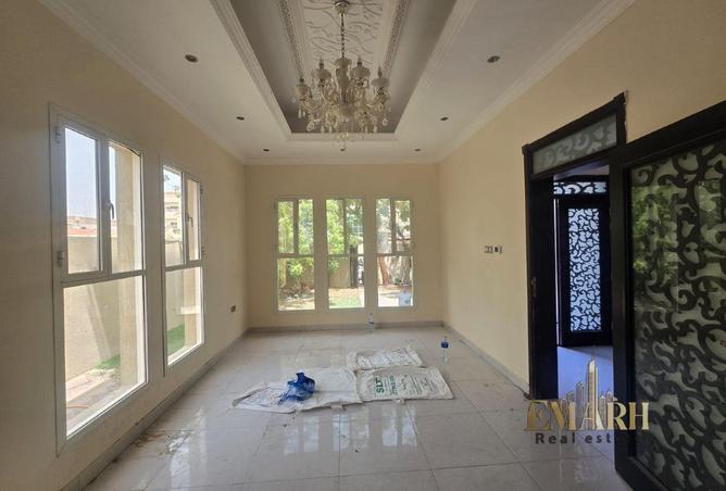 81960231 - Property Image 3