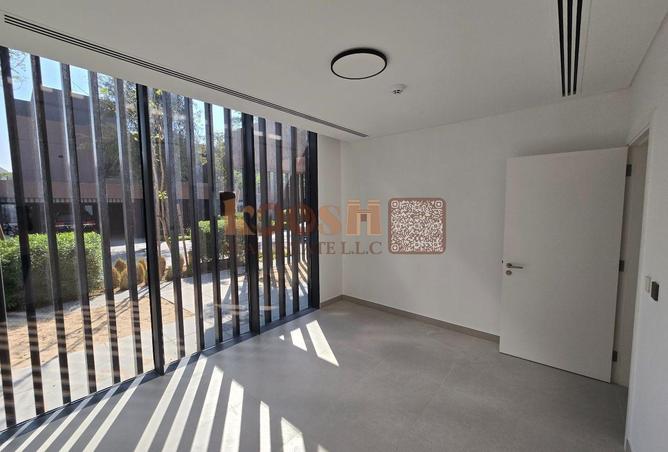 72727397 - Property Image 2