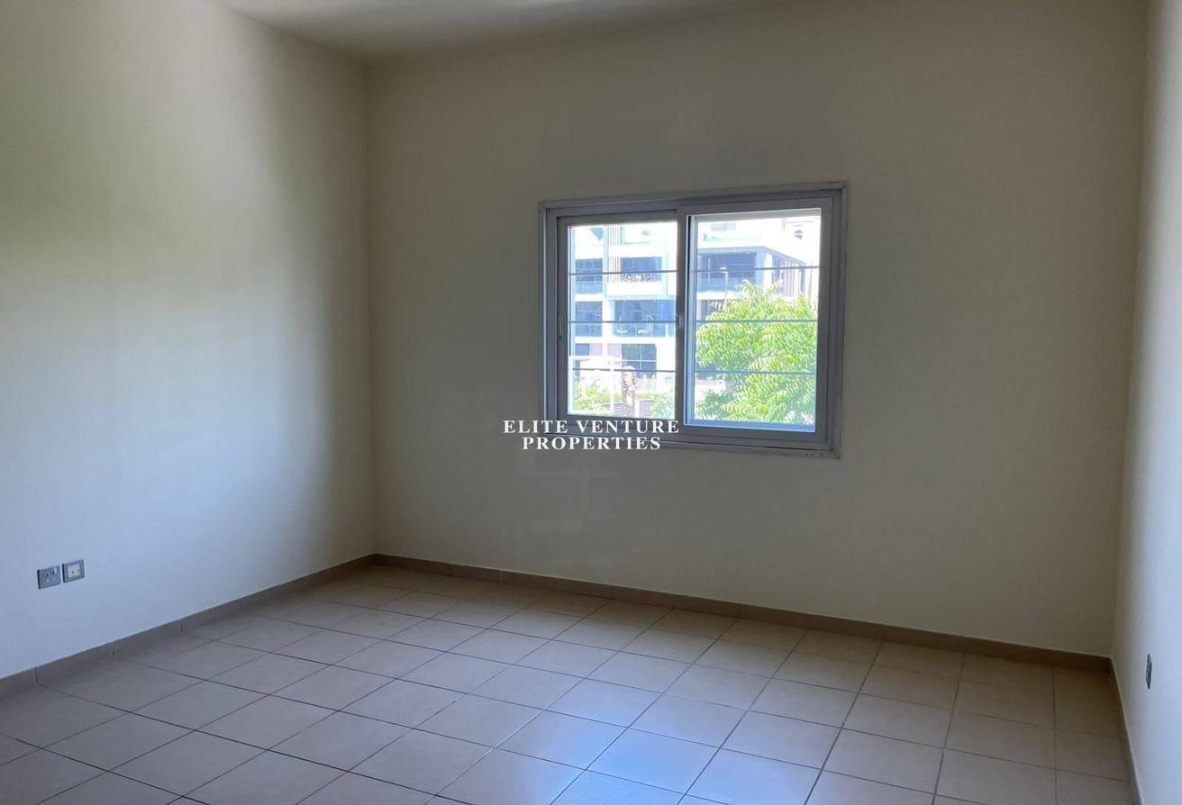 READY TO MOVE IN | CORNER VILLA+MAID'S | SPACIOUS photo 17