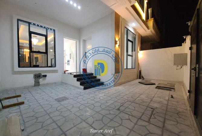 63273828 - Property Image 2