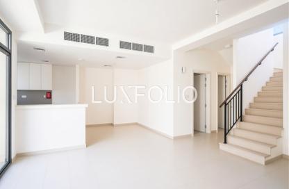 Townhouse - 3 - 3 for rent in Naseem Townhouses - Town Square - Dubai