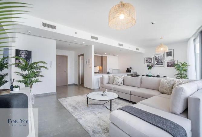 2OluJyVBoxM - Property Image 3