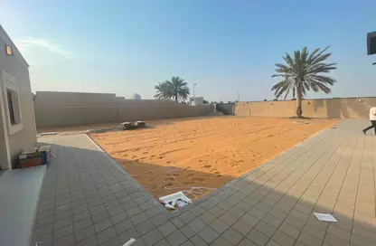 فيلا - 5 غرف نوم - 6 حمامات للايجار في منطقة الرفاعة - مغيدر - الشارقة