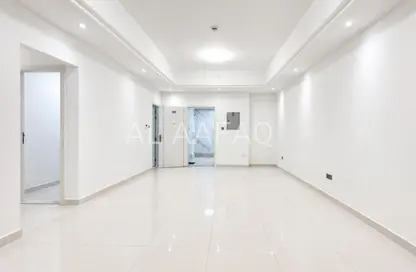 شقة - 2 غرف نوم - 3 حمامات للايجار في الممزر - الممزر - الشارقة - الشارقة