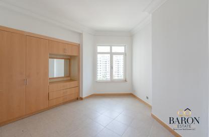 Apartment - 2 - 3 for rent in Al Khushkar - Shoreline Apartments - Palm Jumeirah - Dubai