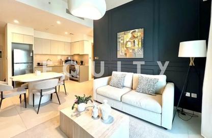 Apartment - 1 - 1 for rent in Burj Royale - Downtown Dubai - Dubai