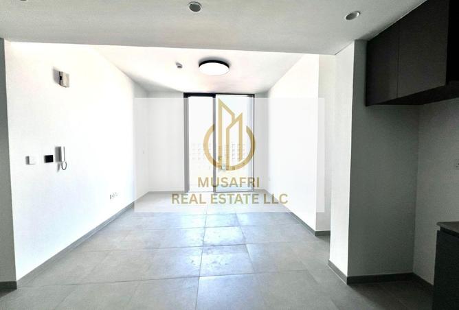 53573980 - صورة العقار 3