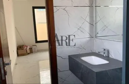 فيلا - 5 غرف نوم - 6 حمامات للبيع في الرحمانية - الشارقة