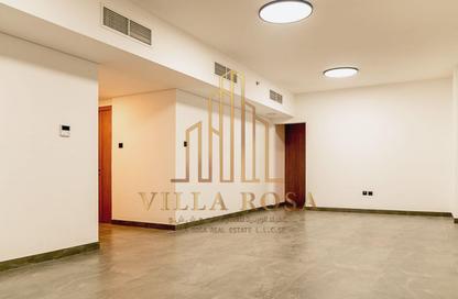 Apartment - 3 Bedrooms - 4 Bathrooms for rent in Riviera Tower - Al Majaz 3 - Al Majaz - Sharjah