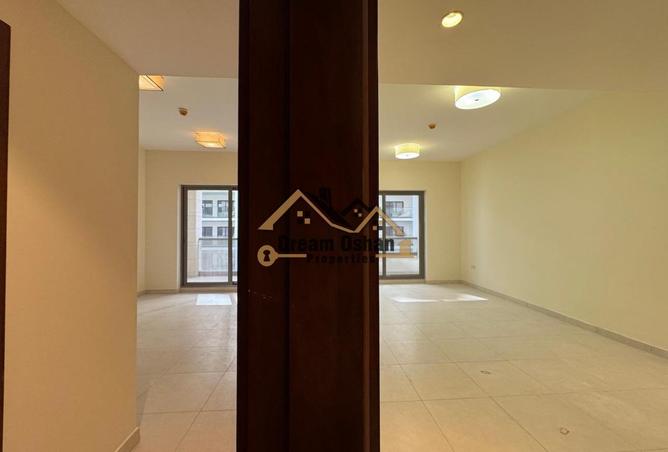 69890629 - Property Image 3