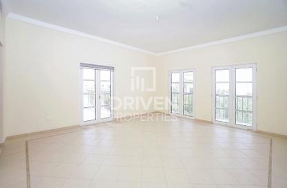 Villa - 4 Bedrooms - 5 Bathrooms for sale in The Centro - The Villa - Dubai