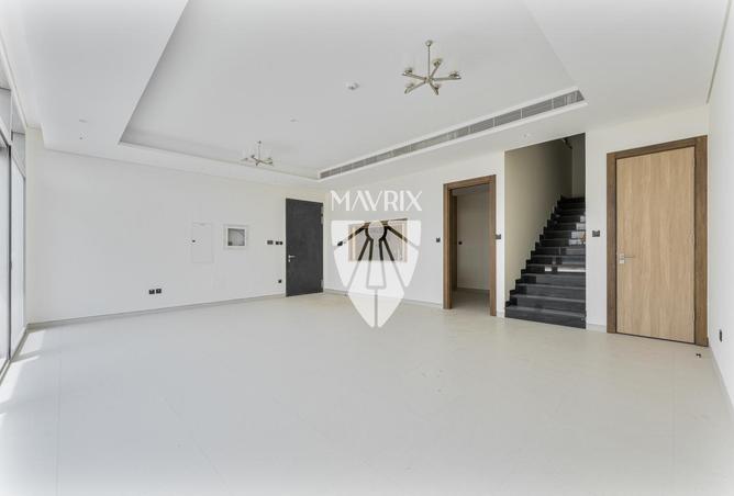 5BR + Maid | Gated Community | Corner Villa