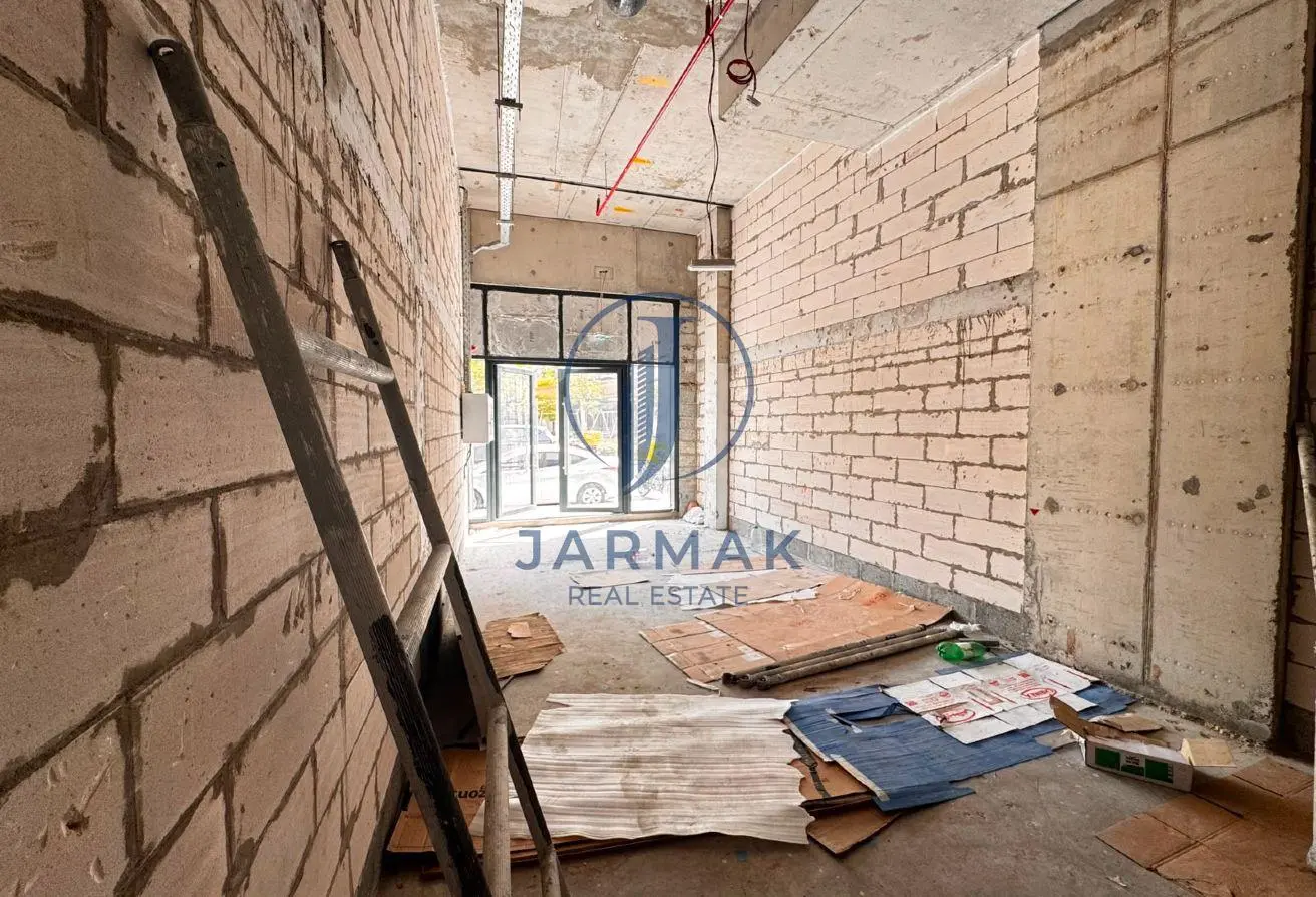 165589831 - Property Main Image