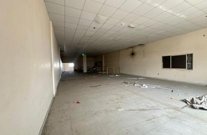 Warehouse - Studio - 2 Bathrooms for rent in Al Jurf Industrial - Ajman