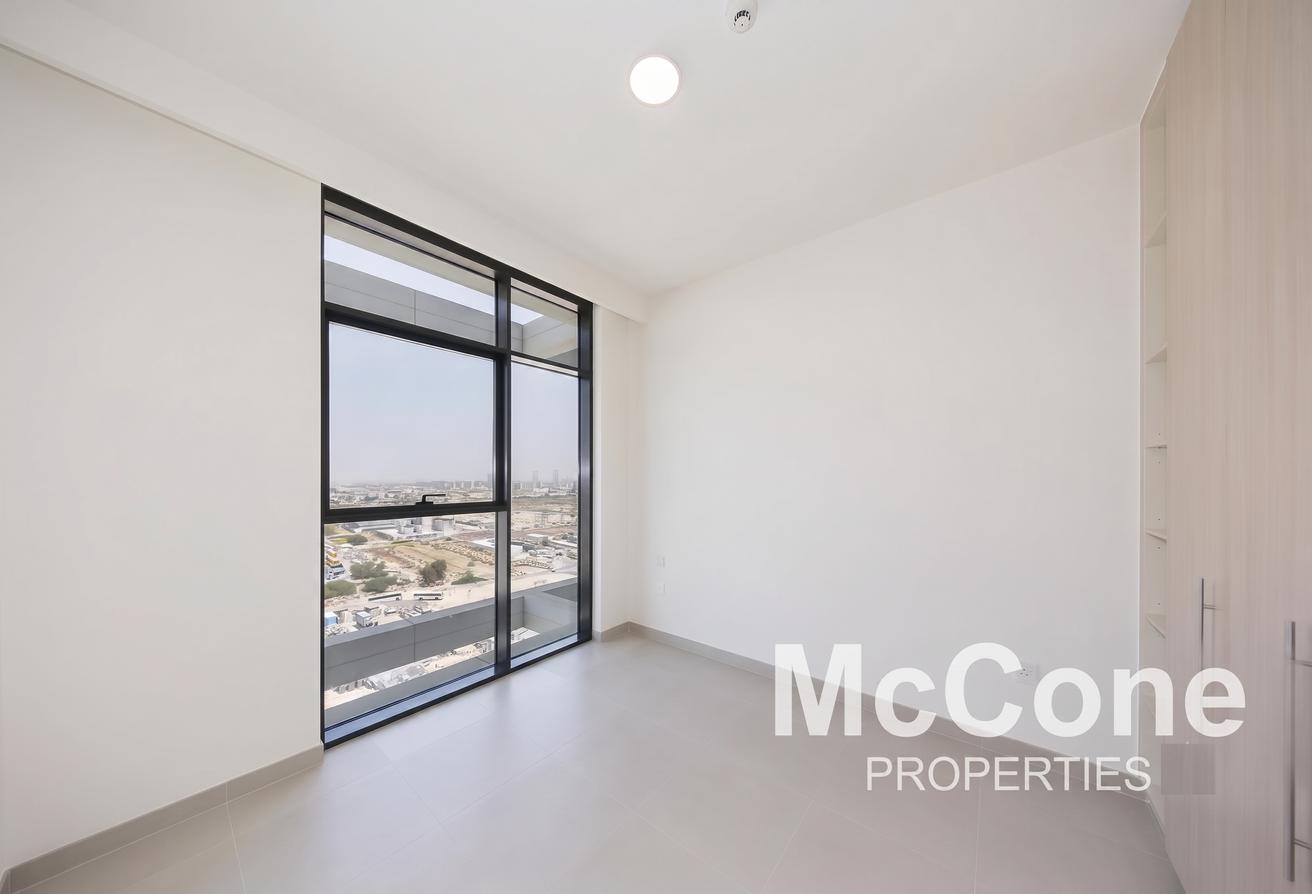 Brand New | corner unit | Pool & Garden view photo 11