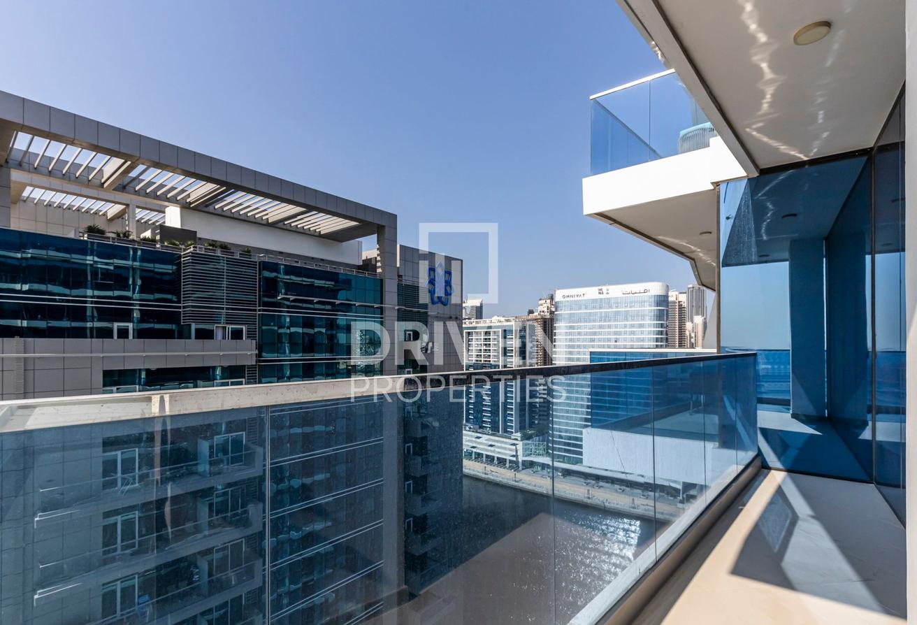 Huge and Bright Apt with Up to 4 Cheques photo 14