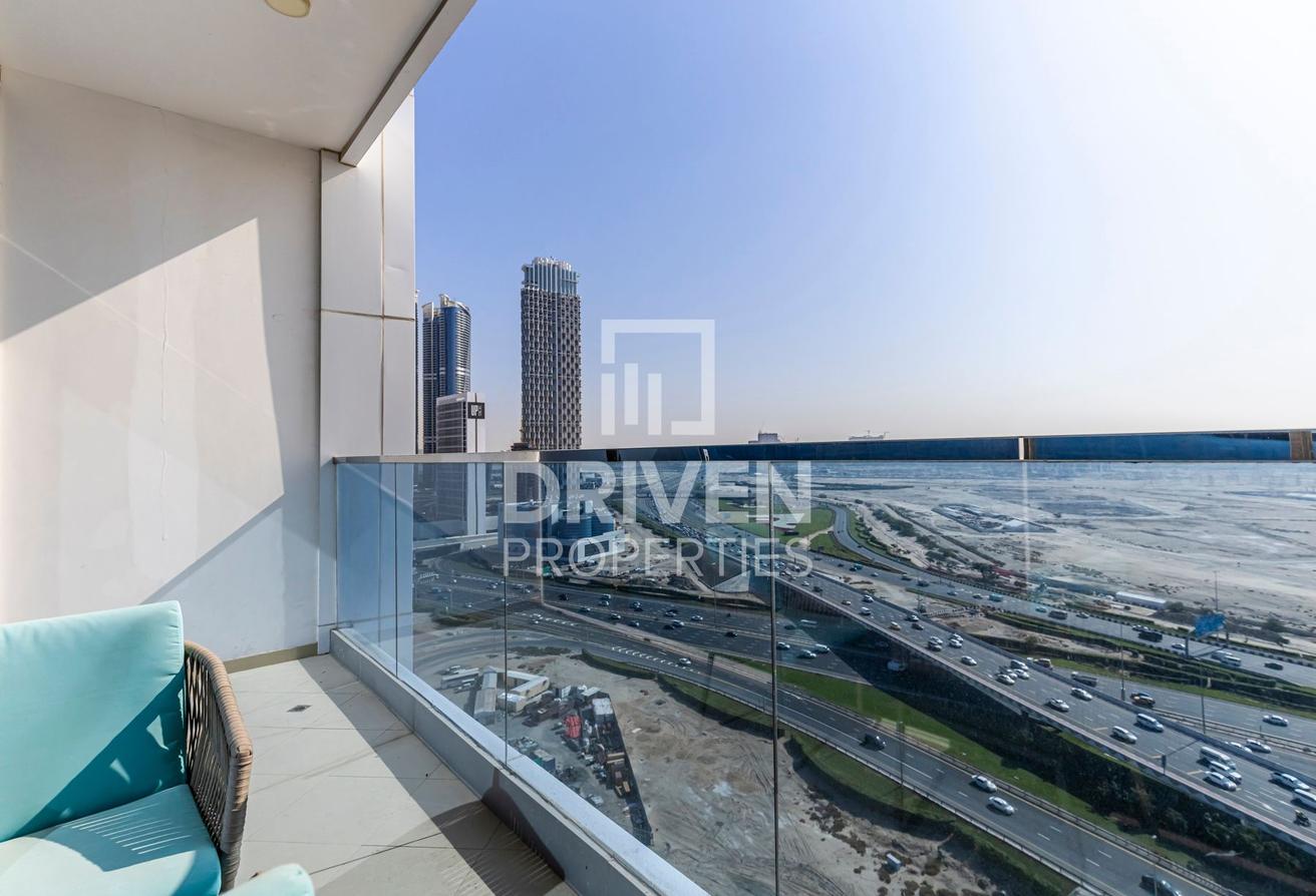 Huge and Bright Apt with Up to 4 Cheques photo 15