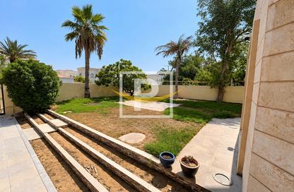 Villa - 5 - 5 for rent in Umm Suqeim 1 Villas - Umm Suqeim 1 - Umm Suqeim - Dubai