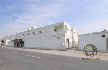Labor Camp - Studio - 7+ Bathrooms for rent in Industrial Building 13 - Industrial Area 13 - Sharjah Industrial Area - Sharjah