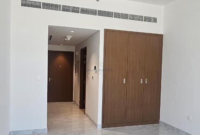 105114012 - Property Main Image