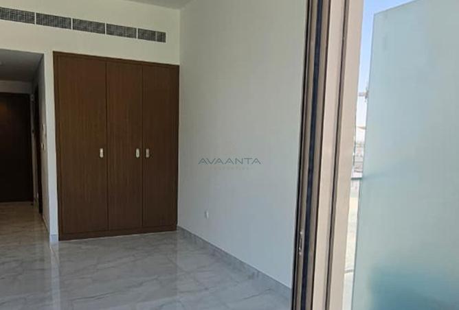 105114012 - Property Image 2
