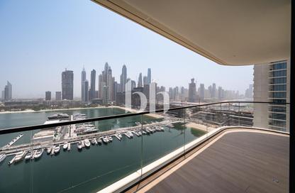 Apartment - 2 - 3 for rent in Marina Vista Tower 2 - Marina Vista - Emaar Beachfront - Dubai Harbour - Dubai