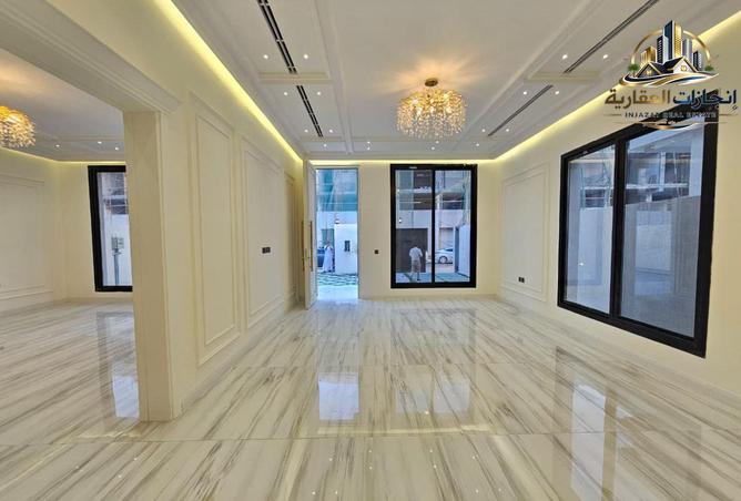 115033400 - Property Image 2