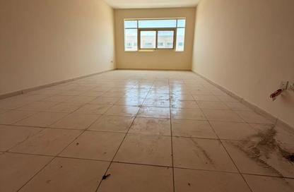 Apartment - 2 Bedrooms - 3 Bathrooms for rent in Muweileh Community - Muwaileh Commercial - Sharjah