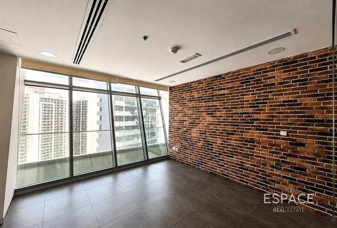 136993675 - Property Image 3