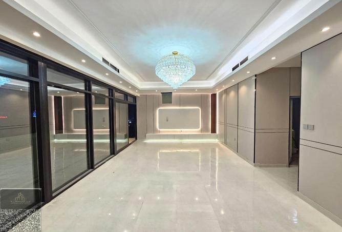 58164711 - Property Image 2