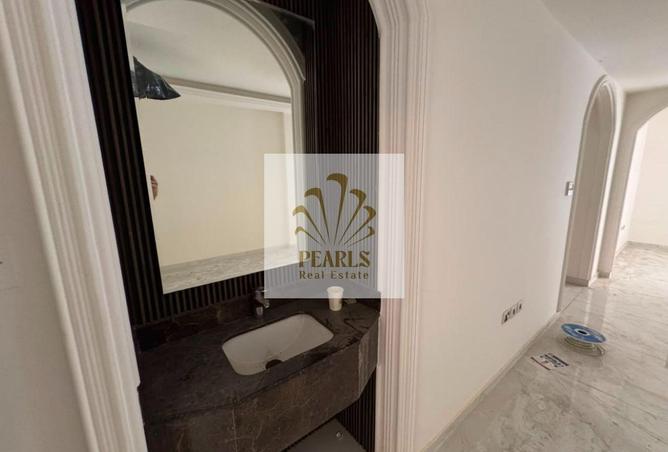 132524365 - Property Image 2