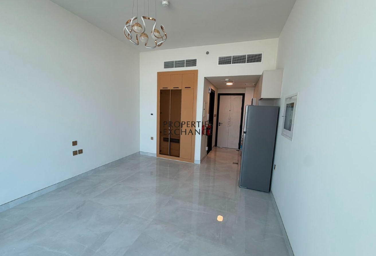 BRAND NEW | PRIVATE BALCONY | PREMIUM AMENITIES photo 10