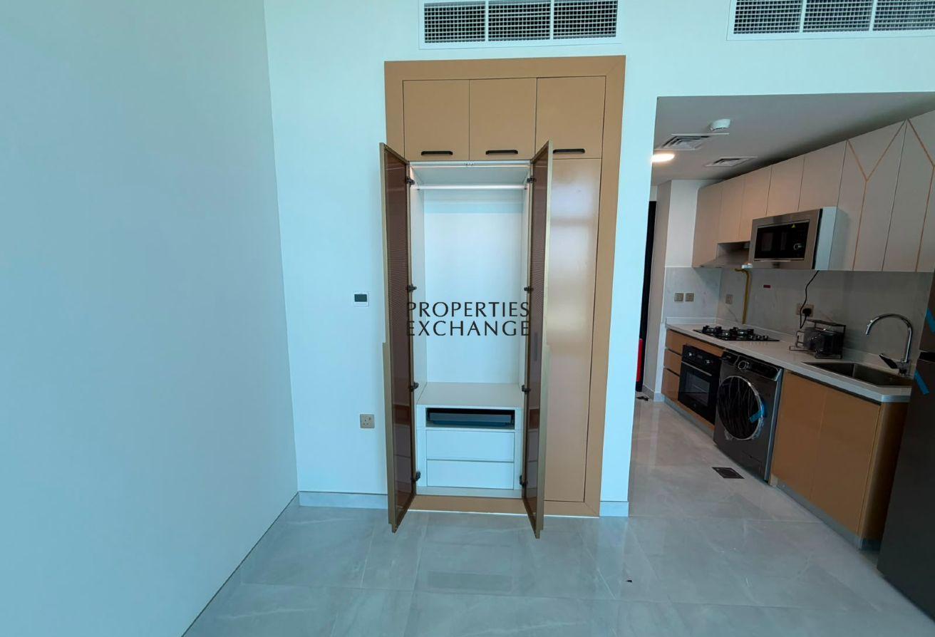 BRAND NEW | PRIVATE BALCONY | PREMIUM AMENITIES photo 14
