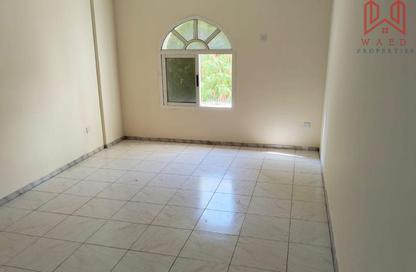 Office Space - Studio - 1 Bathroom for rent in Al Muteena - Deira - Dubai