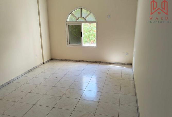 98254215 - Property Image 3
