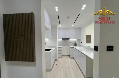 شقة - 2 غرف نوم - 2 حمامات للبيع في بن غاطي كريست - الضاحية 13 - قرية جميرا الدائرية - دبي