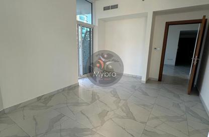 Apartment - 1 Bedroom - 2 Bathrooms for rent in Millennium Binghatti Residences - Business Bay - Dubai