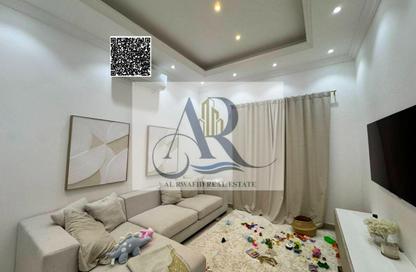 Villa - 5 Bedrooms - 5 Bathrooms for rent in Al Yasmeen 1 - Al Yasmeen - Ajman Villa - 5 Bedrooms - 5 Bathrooms for rent in Al Yasmeen 1 - Al Yasmeen - Ajman