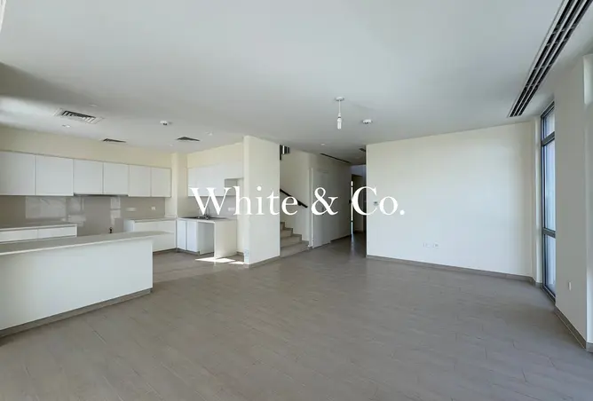 158700006 - Property Image 3