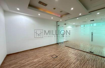 Office Space - Studio - 1 for rent in Capital Golden Tower - Business Bay - Dubai