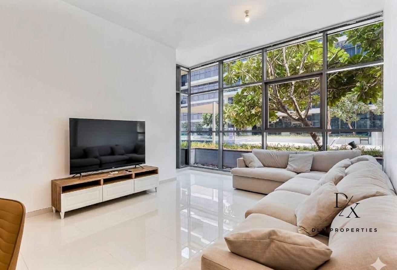 Furnished 2BR Apartment | Pool & Park Views | Lore photo 15