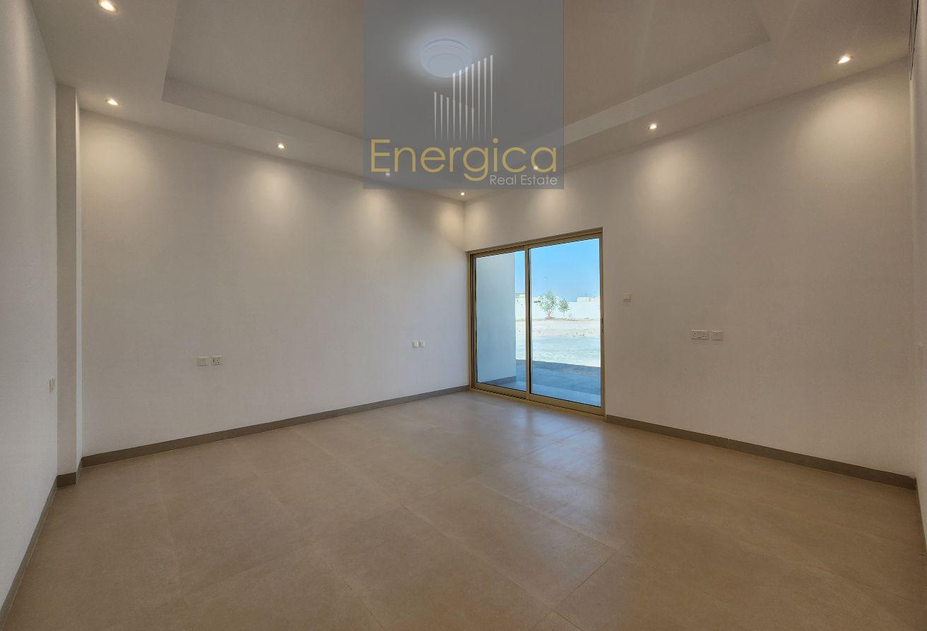 Brand New | Standalone 3BR V | Large Plot + Maid R photo 8