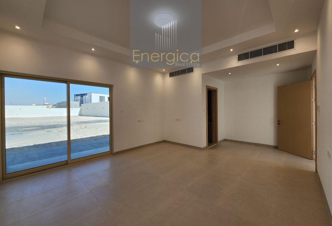 Brand New | Standalone 3BR V | Large Plot + Maid R photo 5