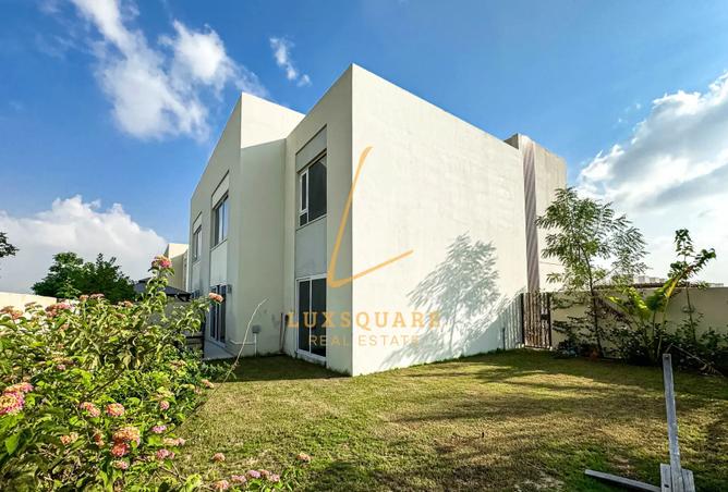 81923634 - Property Main Image