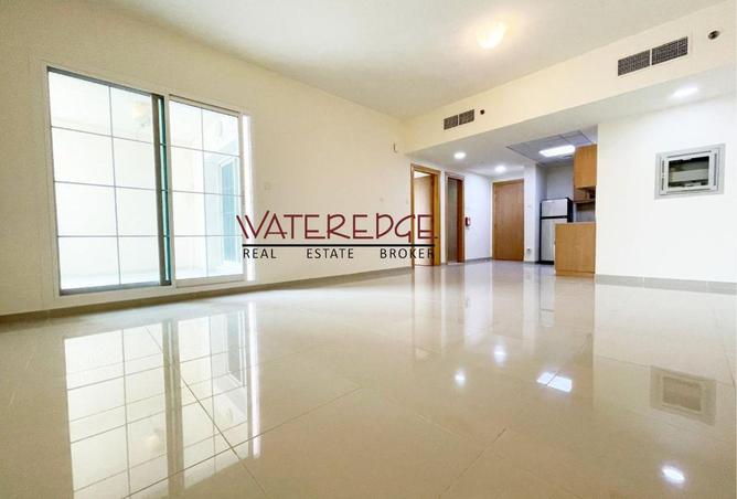 83652371 - Property Image 2