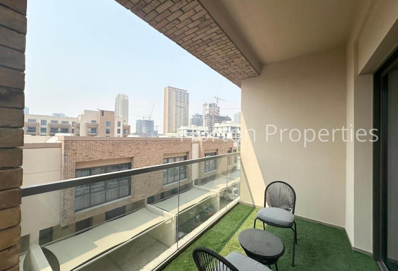 FURNISHED I STUDY ROOM I PREMIUM LIVING photo 18