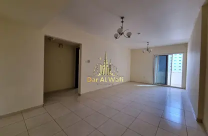 Apartment - 1 Bedroom - 2 Bathrooms for rent in Taliatela Street - Al Nahda - Sharjah