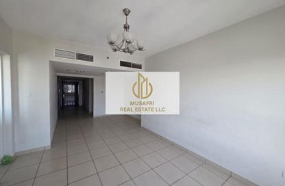 Apartment - 3 Bedrooms - 5 Bathrooms for rent in Al Hafeet Tower - Al Khan - Sharjah
